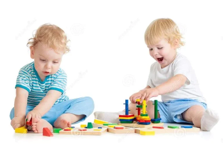 بهترین اسباب بازی برای کودک یک ساله