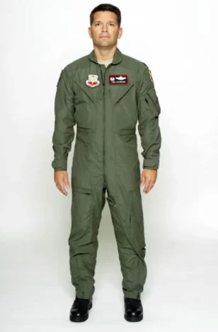 Why is the pilot's work uniform uniform?
