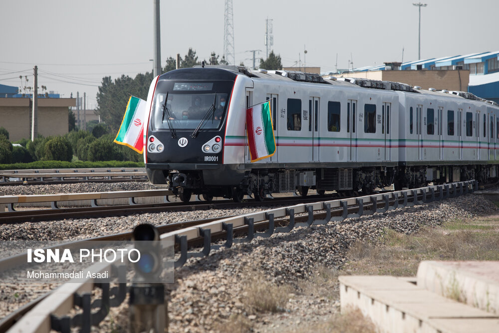 ورود دو رام قطار ملی به روی ریل متروی تهران تا پایان سال